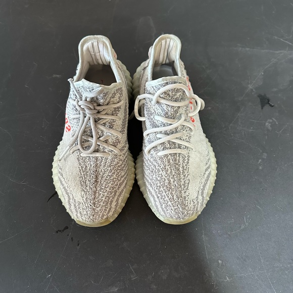 Size 6.5 Adidas Yeezy 350’s - Picture 7 of 7